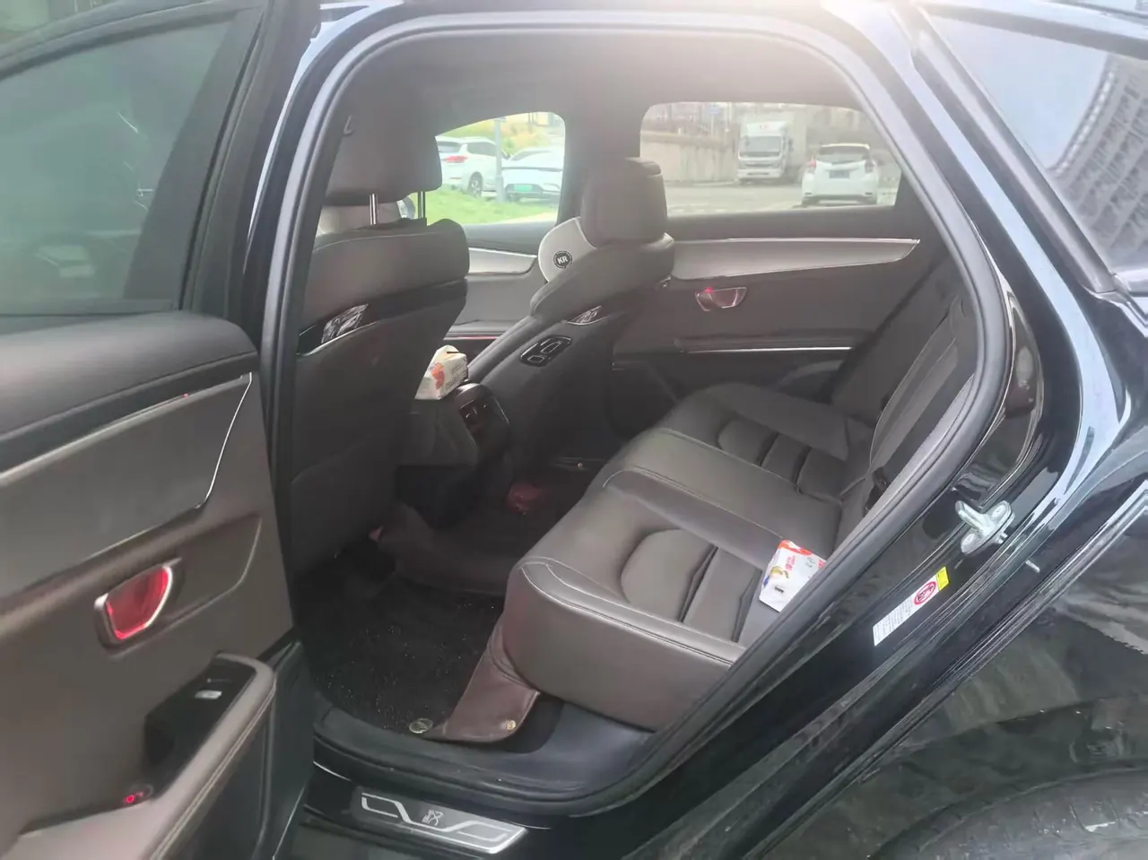BYD 2020 Han DM 2.0T four-wheel drive performance version luxury automatic gear 5