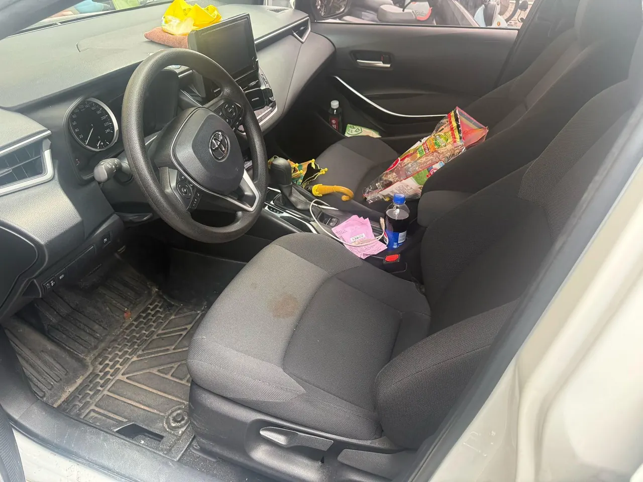 Toyota 2022 Lei Ling Shuangqing 1.8H Stepless Enterprising Automatic Gear 3