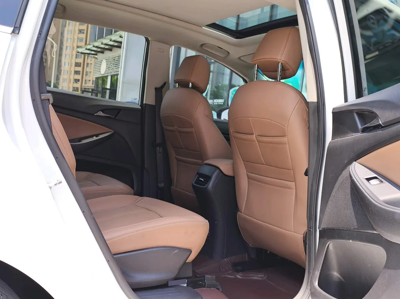 Buick 2021 GL6 48V 1.3T 323T interconnected distinguished automatic gear 11