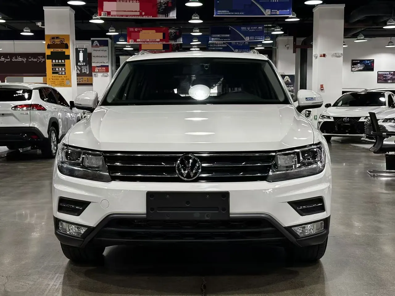 Volkswagen 2021 Tiguan L 2.0TSI 330TSI Two-Drive Smart Edition Automatic Gear 2