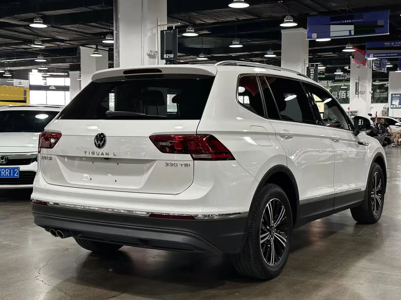 Volkswagen 2021 Tiguan L 2.0TSI 330TSI Two-Drive Smart Edition Automatic Gear 6