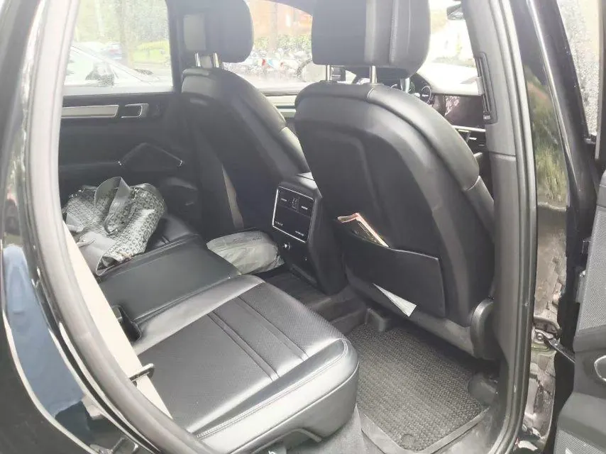 Porsche Cayenne (Imported) 2022 Cayenne 3.0T Platinum Edition Automatic Gear 4