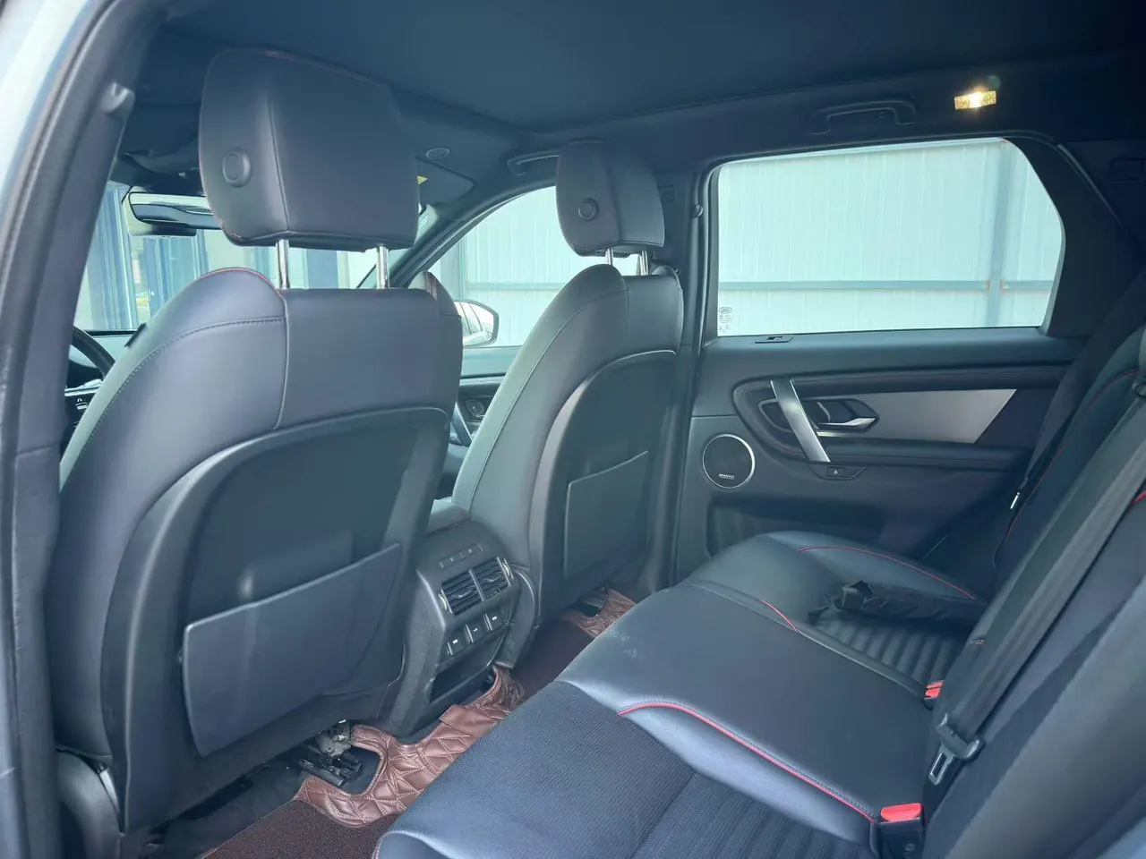 Land Rover 2022 Discovery Sports Edition 48V 2.0T 249PS R-Dynamic SE Performance Technology Edition 5-seat Automatic Gear 6