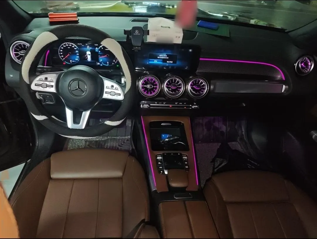 Mercedes Benz 2023 GLB 220 2.0T Fashion Automatic 3