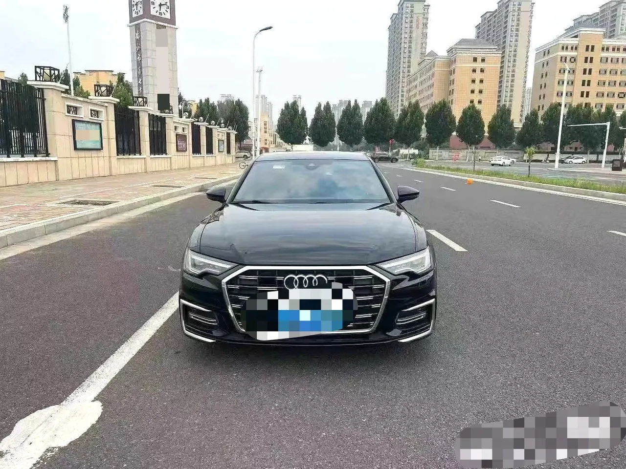 Audi 2022 A6L 2.0TFSI 40TFSI Deluxe Dynamic Automatic 2
