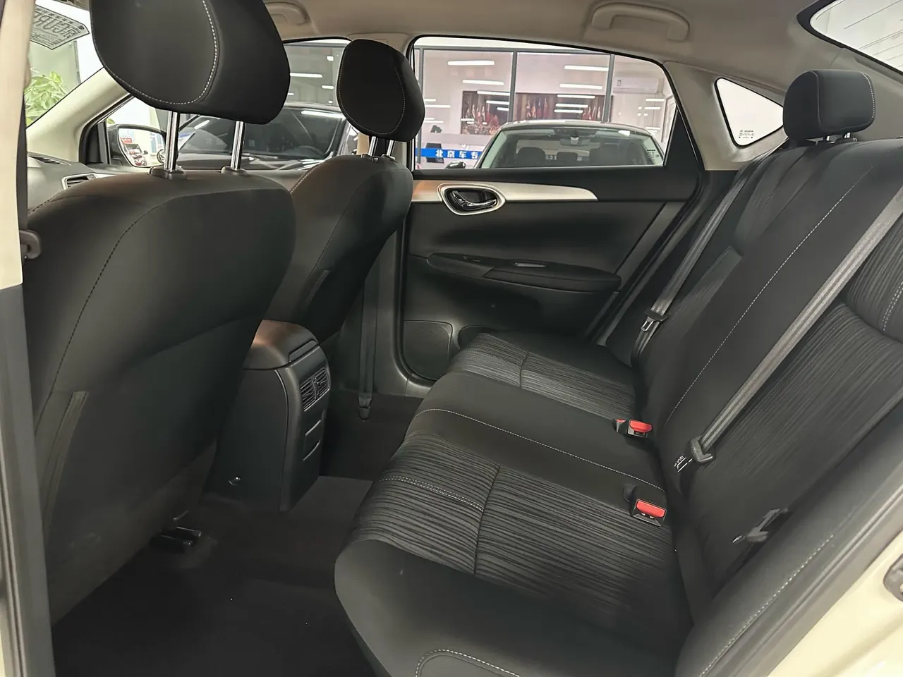 Nissan 2022 Sylphy Classic 1.6 Stepless XE Comfort Edition Automatic Gear 5