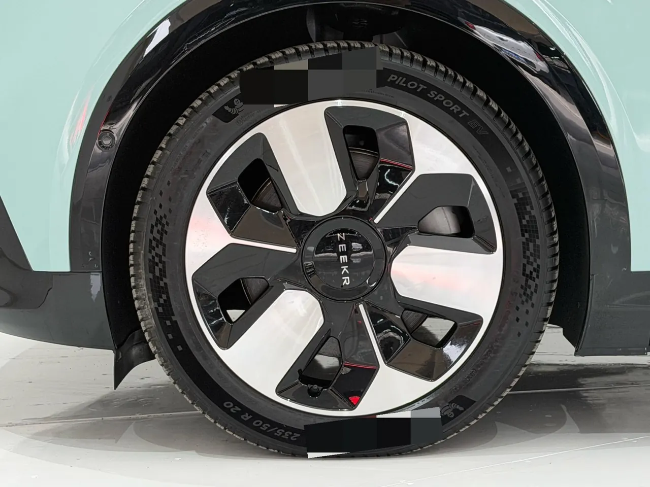 Zeekr 2025 Zeekr MIX Smart Driving Edition Automatic Transmission 6