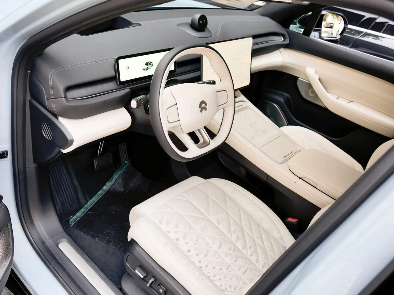 NIO 2025 EC6 75kWh automatic transmission 4
