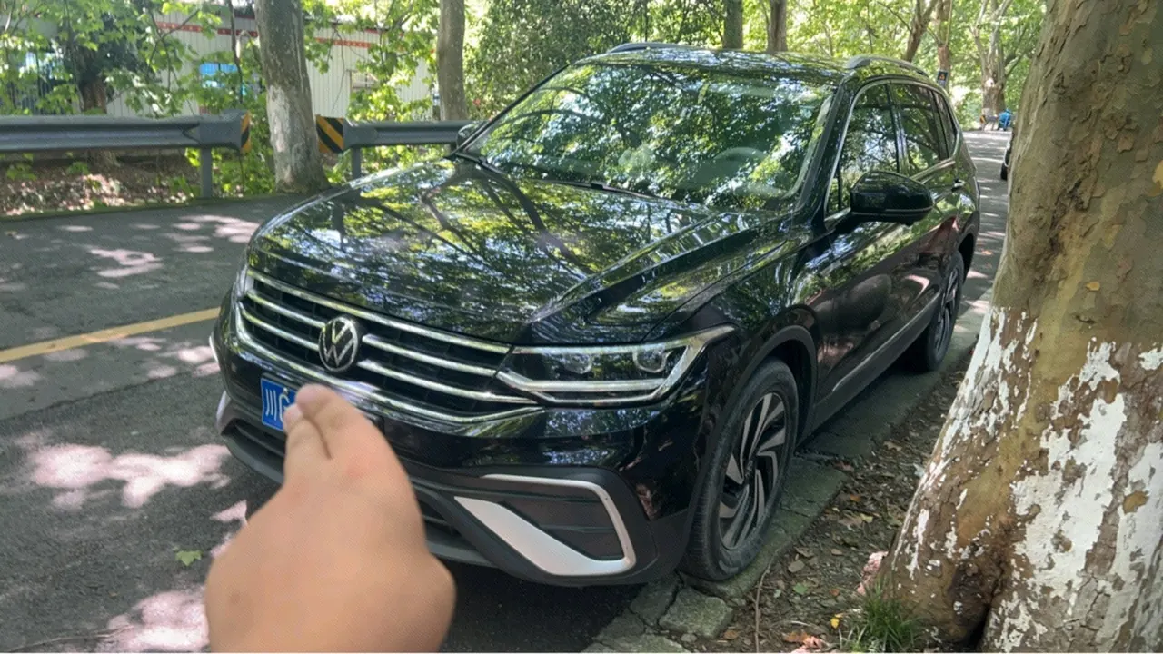 Open image lightbox: Volkswagen 2023 Tiguan L 1.4TSI 280TSI Tide Creation Limited Edition Automatic Gear
