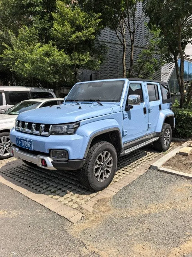 Open image lightbox: Beijing 2023 BJ40 2.0T 4-wheel drive city hunter version chivalrous automatic gear