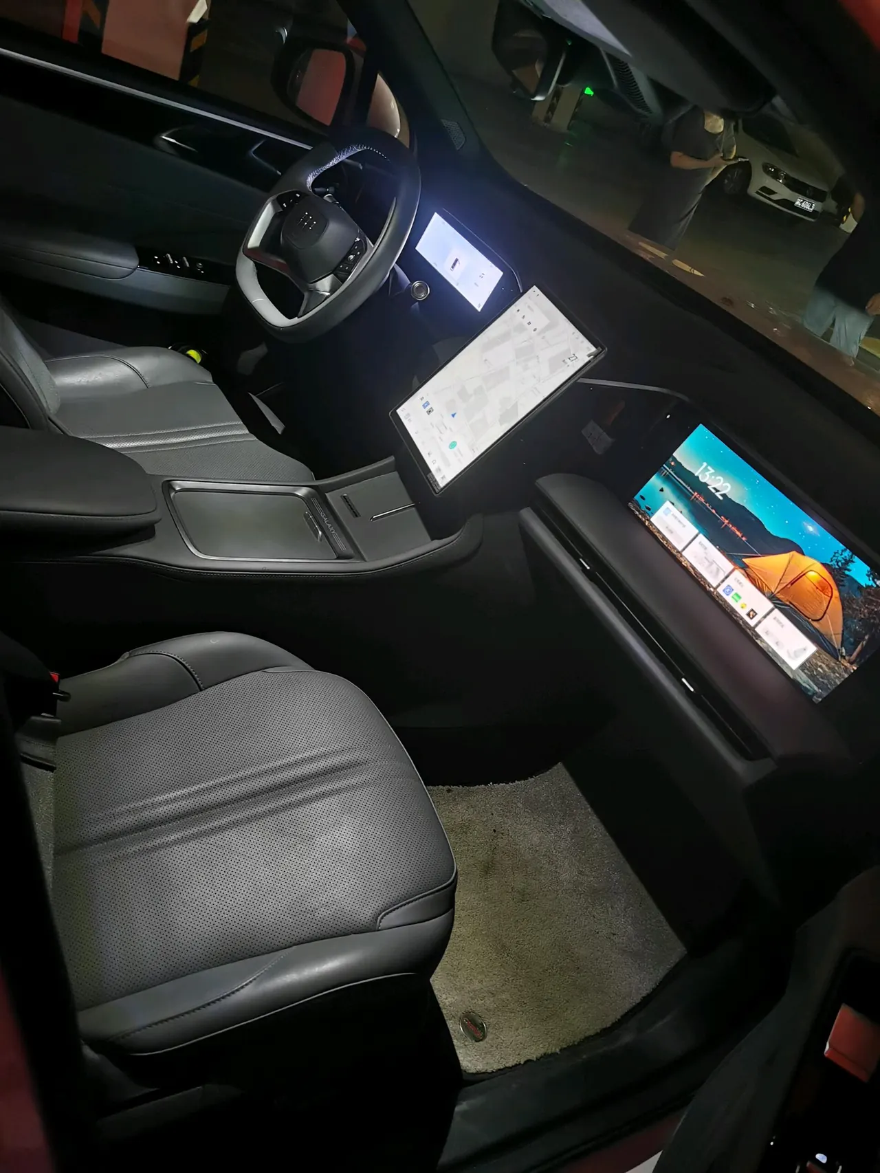 Geely Galaxy 2025 L7 EM-i 1.5 115km Discovery Edition Automatic Gear 6