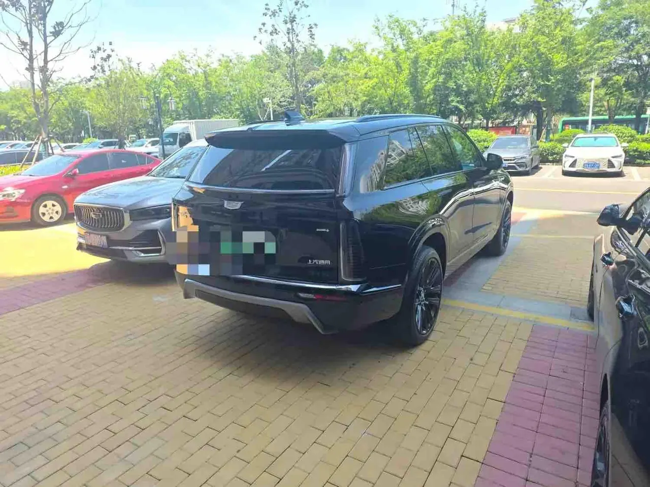 Cadillac 2026 Kayvid high-performance four-wheel drive Ultra automatic transmission 4