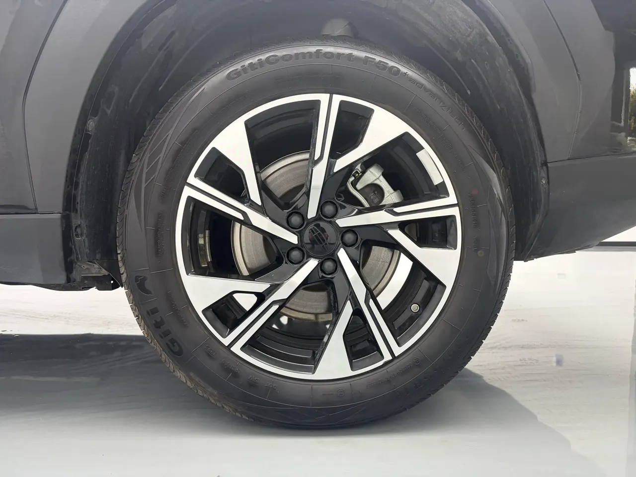 Geely 2025 Boyue L 1.5TD Start Automatic Gear 9