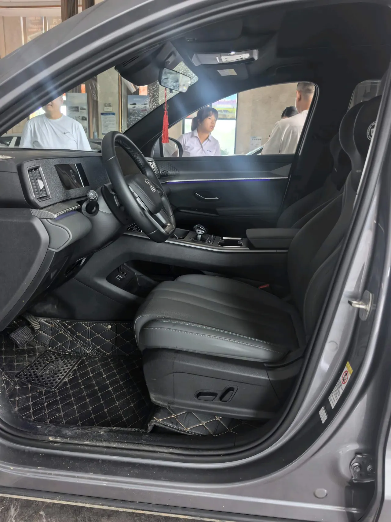 BYD Song Pro New Energy 2024 Song Pro DM-i 1.5 Stepless Glory Edition Exceed 71KM Automatic Gear 3