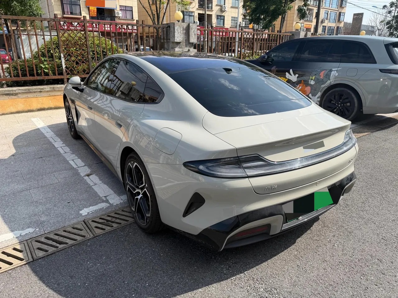 MI 2024 SU 7 700km Rear Drive Long Endurance Smart Driving Edition Automatic Gear 4