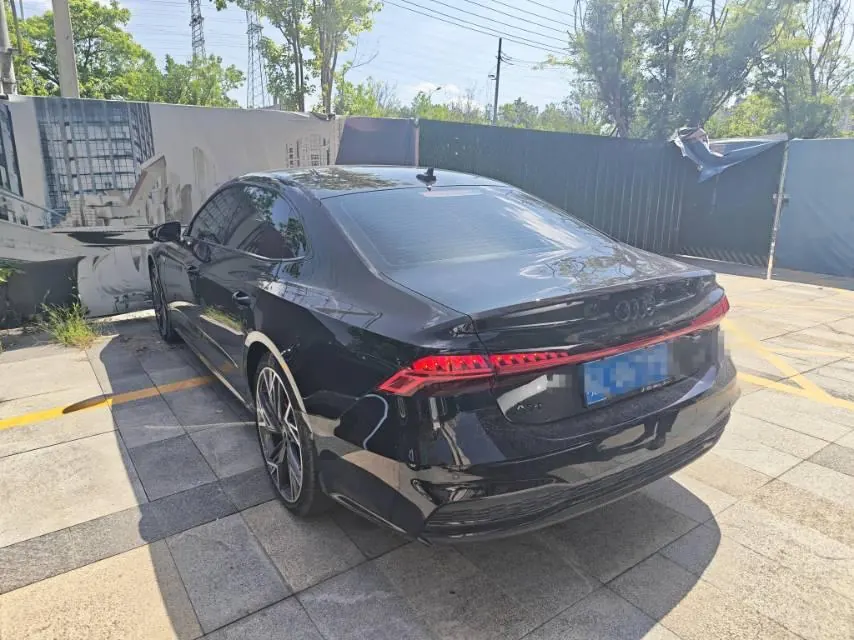 Audi 2024 A7L 2.0TFSI 45TFSI Quattro S-line Black Samurai Edition Automatic Gear 6