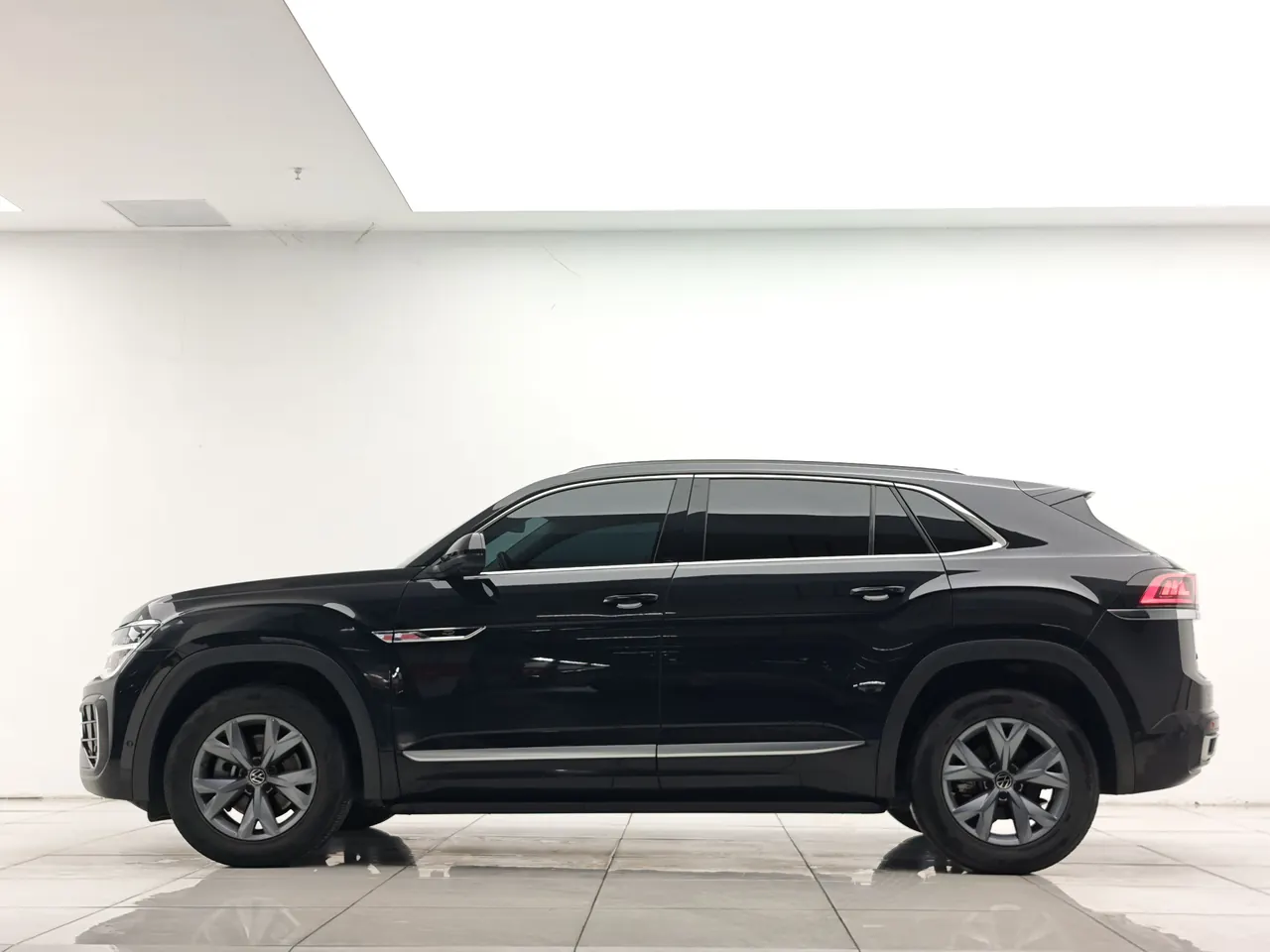 Volkswagen 2023 Tuang X 2.0TSI 380TSI Four-wheel Drive Deluxe Edition Automatic Gear 2