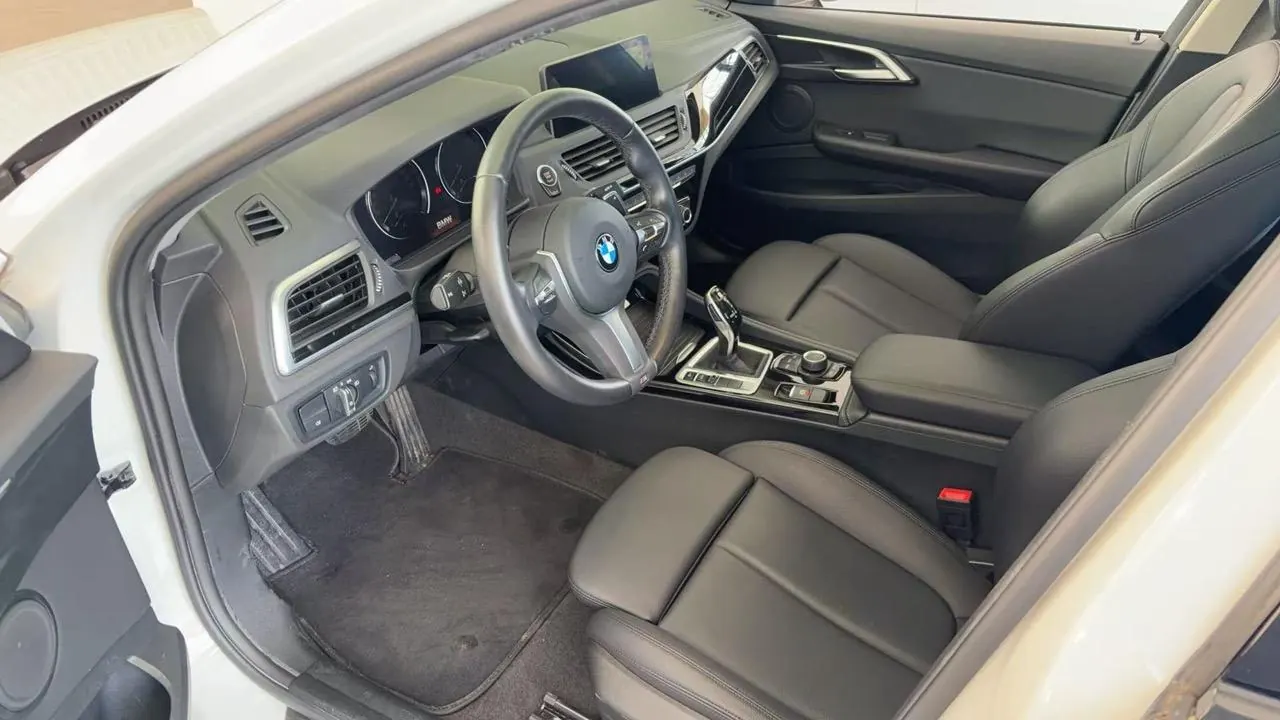BMW 1 Series 2020 125i 2.0T Leading M Sports Suit Automatic Gear 4