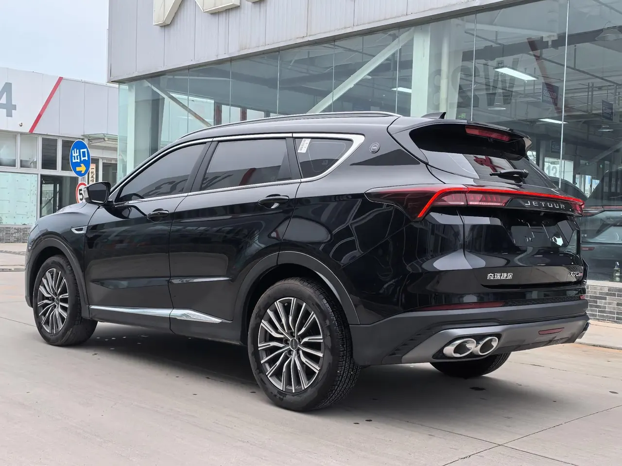 Jetour 2025 X70 PLUS 1.5T Champion Edition PRO7 Automatic Gear 10