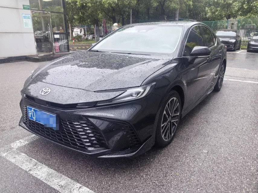 Open image lightbox: Toyota 2026 Camry Double Engine 2.0HSE Stepless Sports Lite Edition Automatic Gear