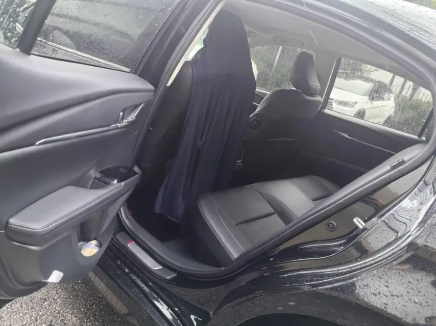 Toyota 2026 Camry Double Engine 2.0HSE Stepless Sports Lite Edition Automatic Gear 3