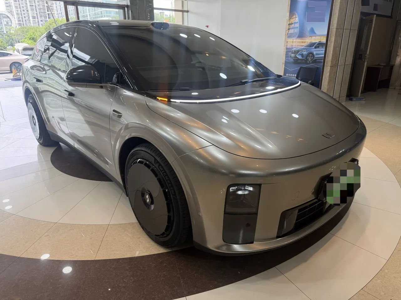 Li 2025 i6 four-wheel drive basic automatic transmission 3