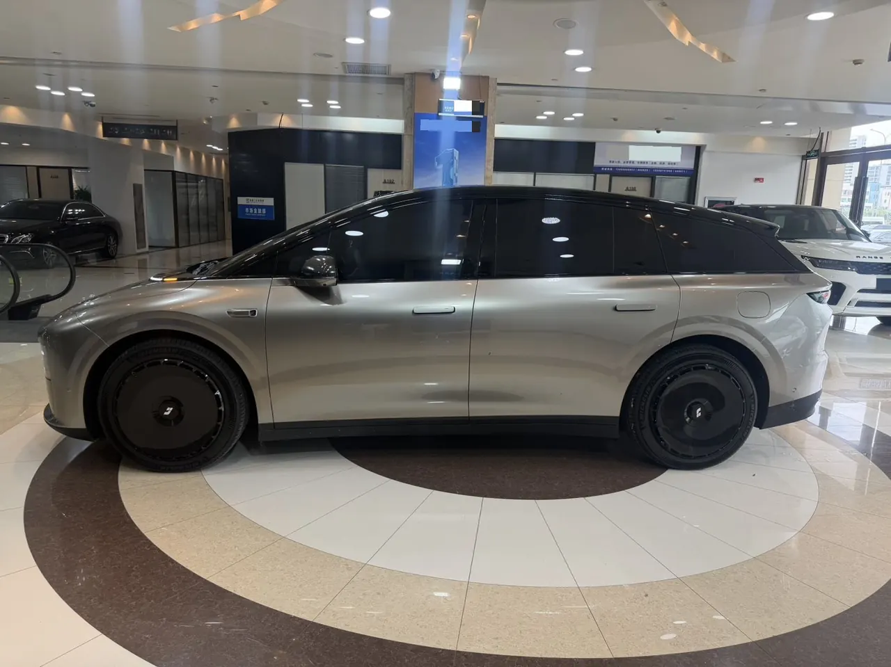 Li 2025 i6 four-wheel drive basic automatic transmission 4
