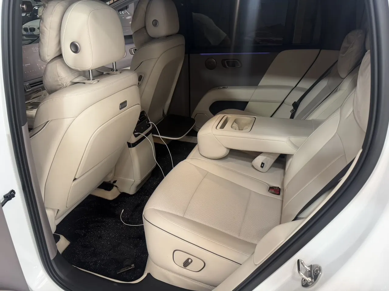 Li 2025 i6 four-wheel drive basic automatic transmission 8