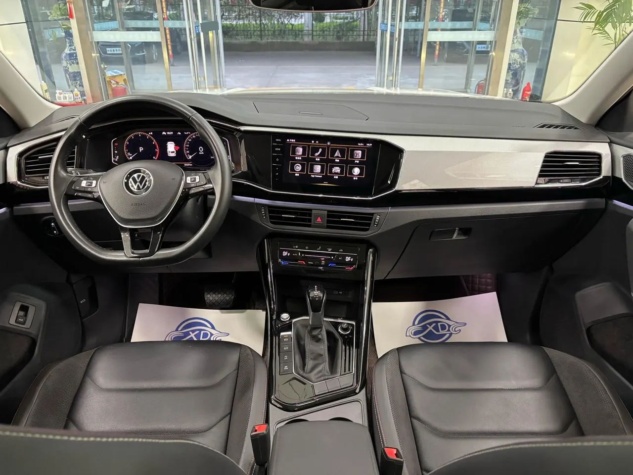 Volkswagen 2021 Tanyue 2.0TSI 330TSI Two-Drive 3rd Anniversary Limited Edition Automatic Gear 3