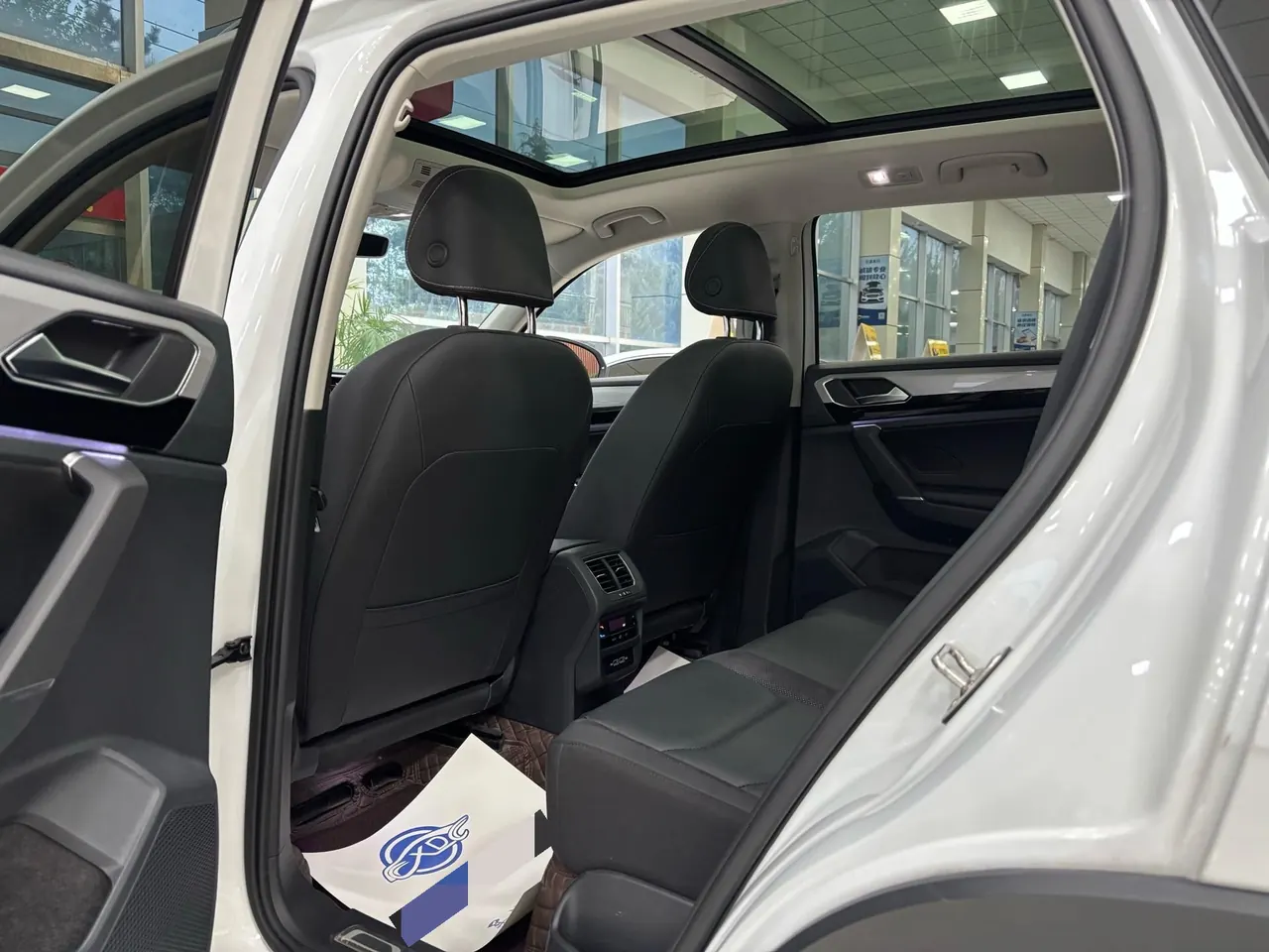 Volkswagen 2021 Tanyue 2.0TSI 330TSI Two-Drive 3rd Anniversary Limited Edition Automatic Gear 5