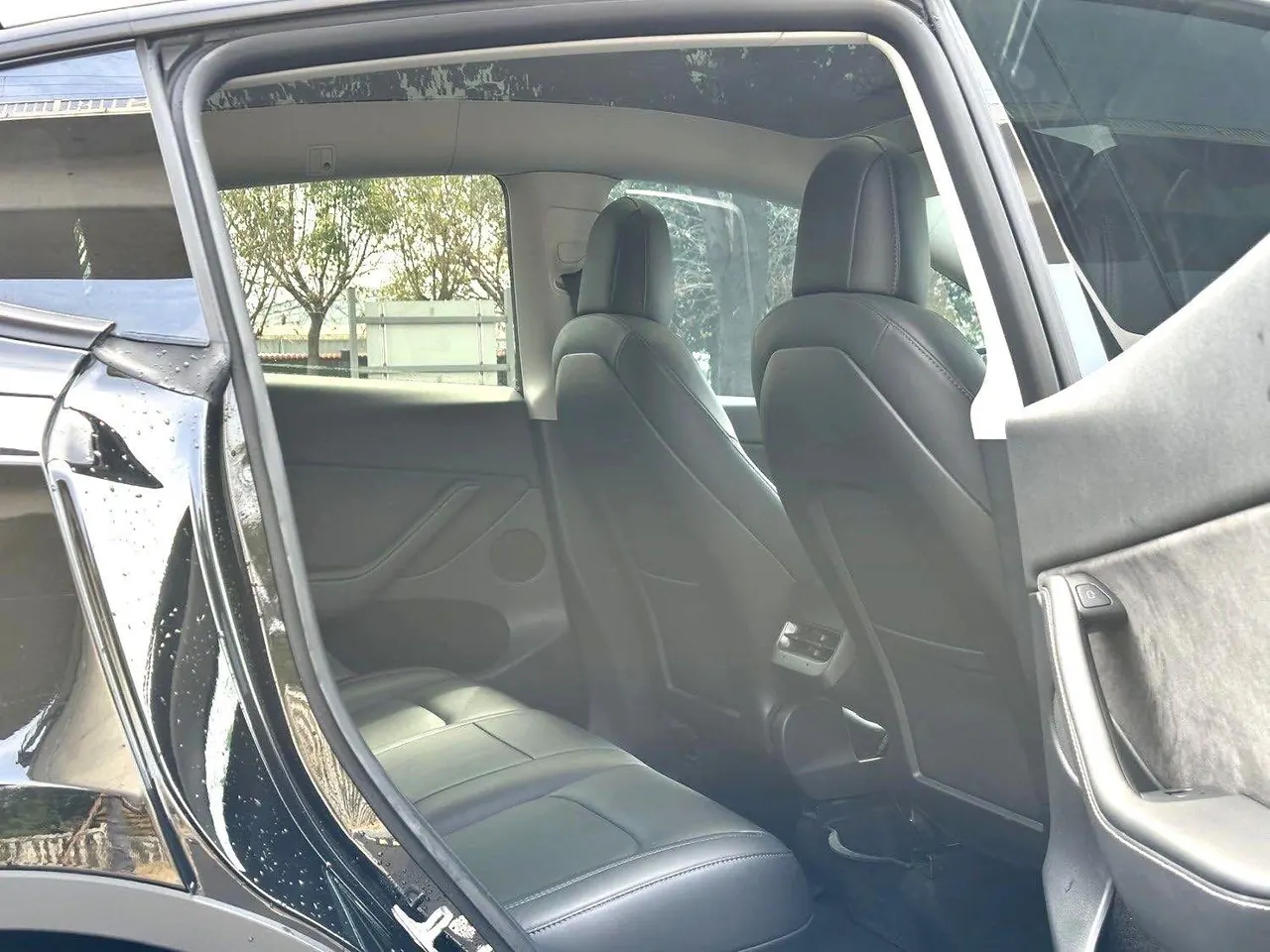 Tesla 2021 Model Y Standard Endurance Rear Drive Automatic Gear 10