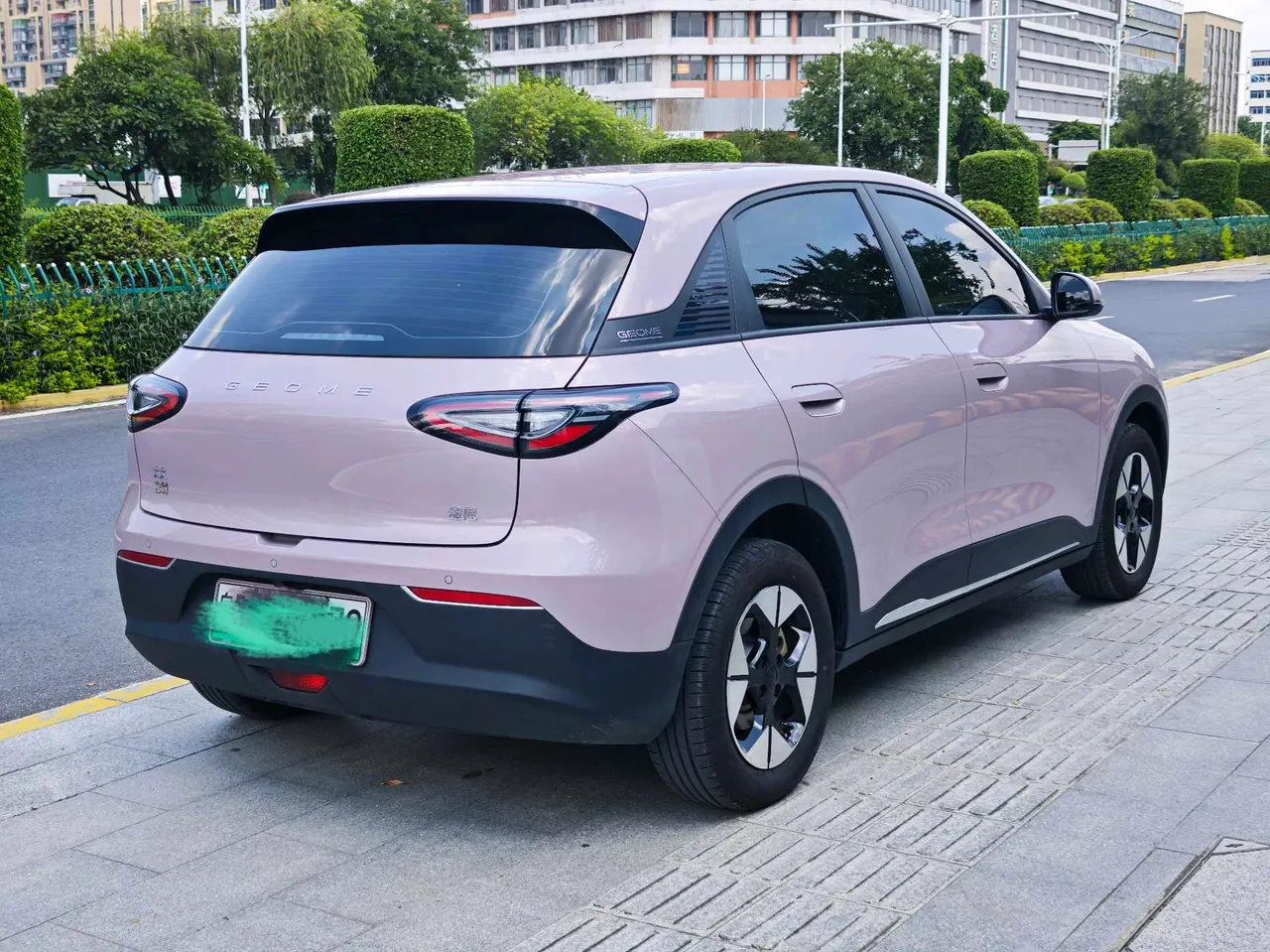 Geely 2025 Star Wish UP 410km Discovery Edition Automatic Gear 4