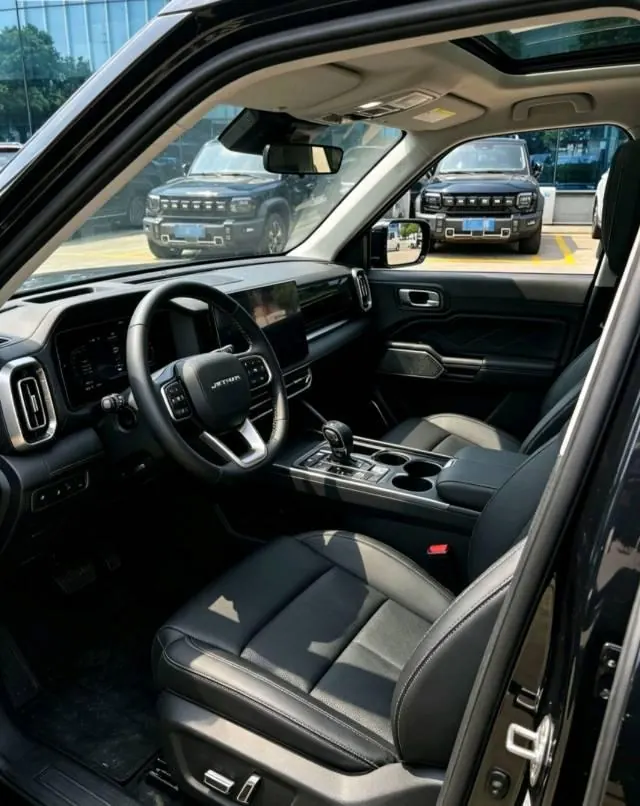 Jetour 2026 Traveler 2.0TD XWD Crossing Automatic 2