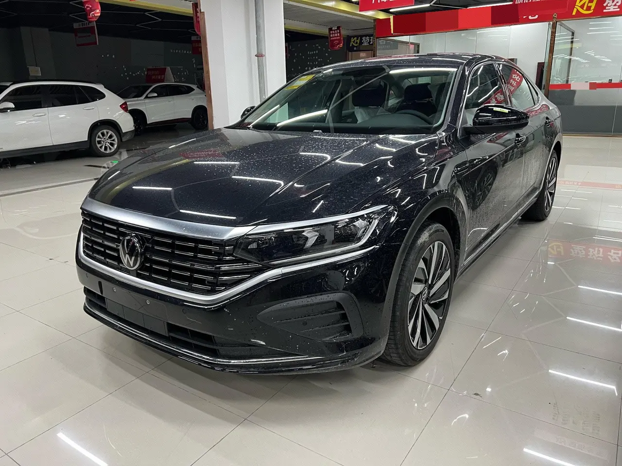 Open image lightbox: Volkswagen 2026 Passat 2.0TSI 380TSI Subut Longteng Edition Automatic Gear
