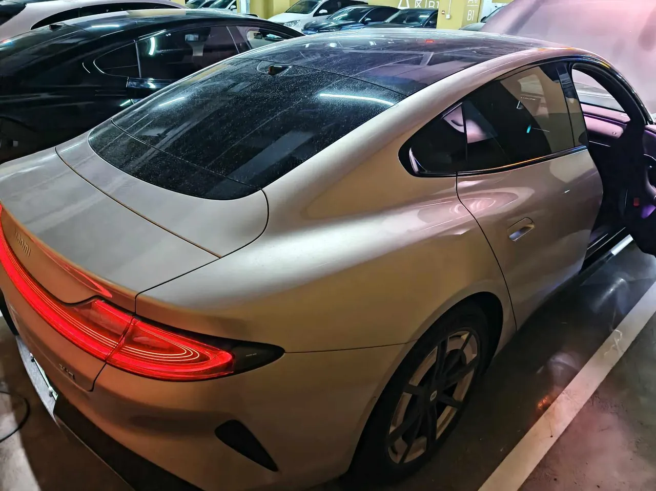 MI 2026 SU7 Standard Edition Automatic Gear 2