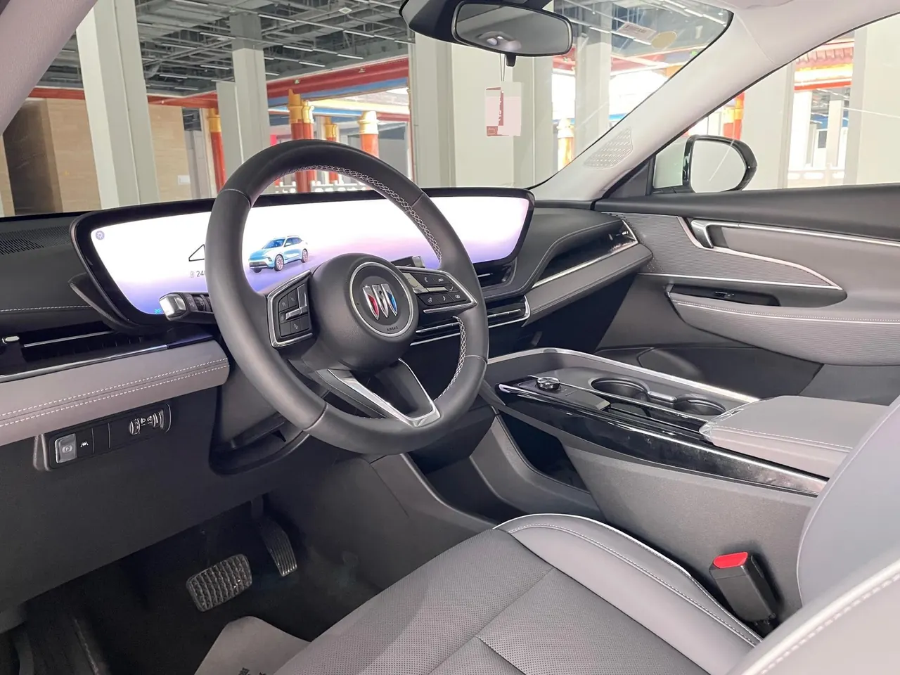 Buick 2025 E 5 620KM Premium Edition Automatic Gear 4