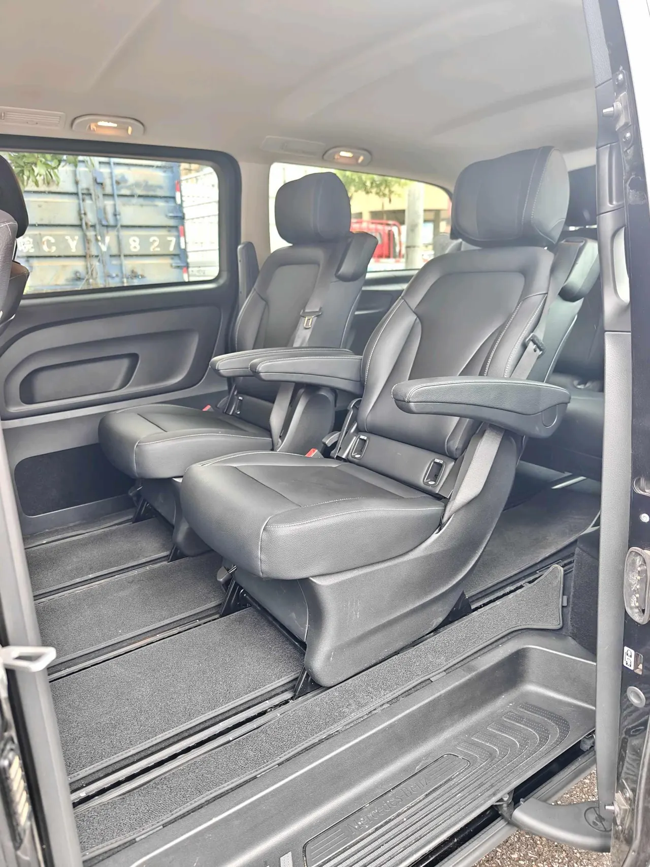 Mercedes Benz 2024 Vito 2.0T Business Edition 7-seat Automatic Gear 5