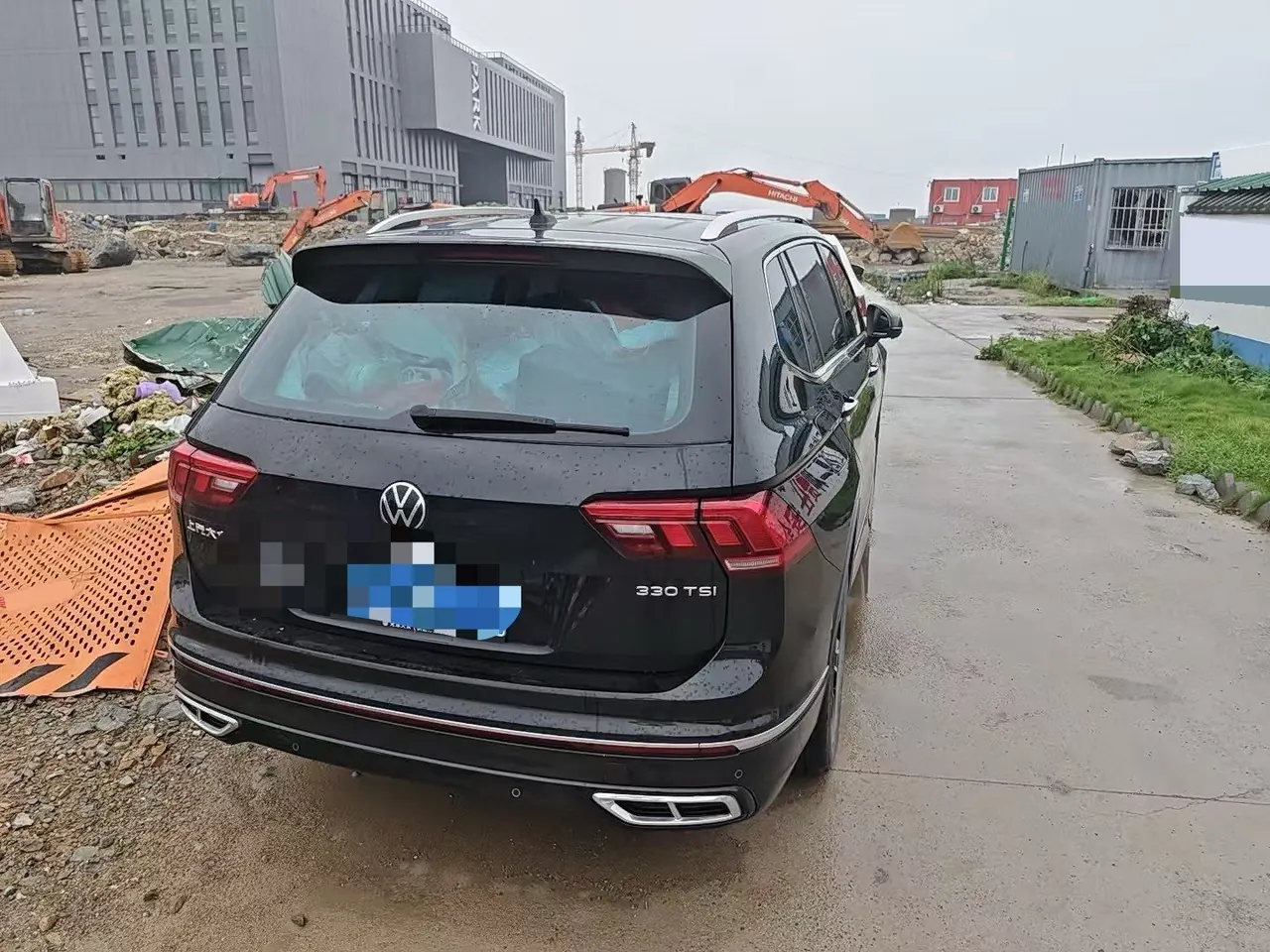 Volkswagen 2024 Tiguan L R-Line 2.0TSI 330TSI Two‑wheel‑drive R‑Line Dragon Glory Edition Automatic 4