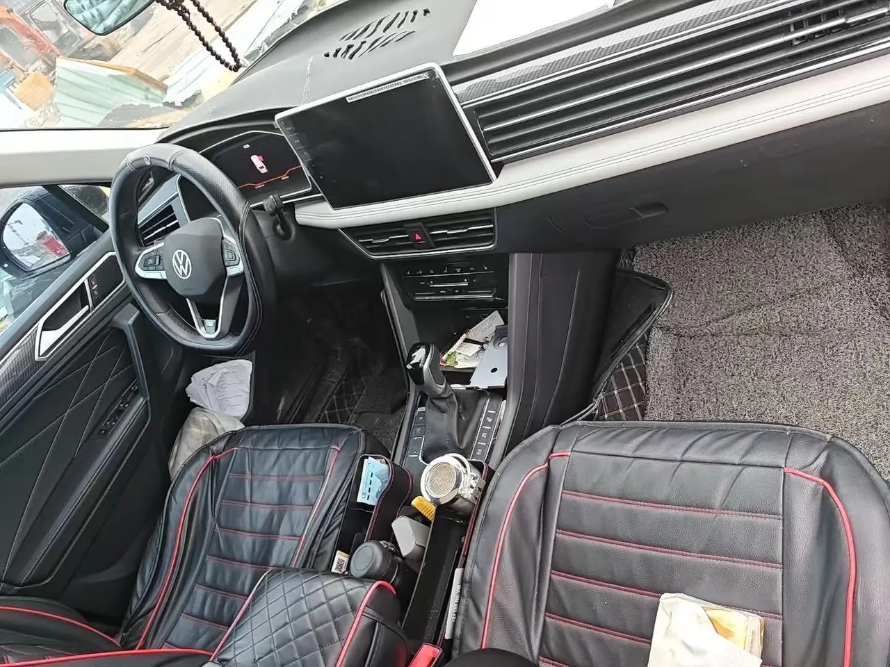 Volkswagen 2024 Tiguan L R-Line 2.0TSI 330TSI Two‑wheel‑drive R‑Line Dragon Glory Edition Automatic 5