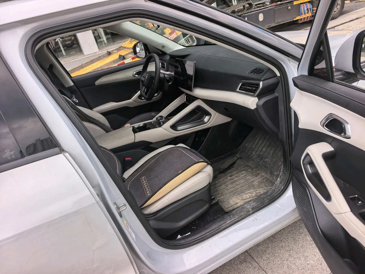BYD 2024 Yuan UP 401KM Leading Automatic Gear 8