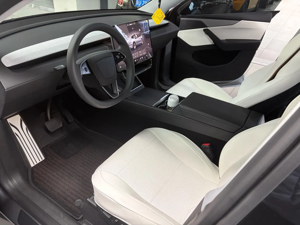 Tesla 2025 Model Y long endurance all-wheel drive version (modified) automatic gear 5
