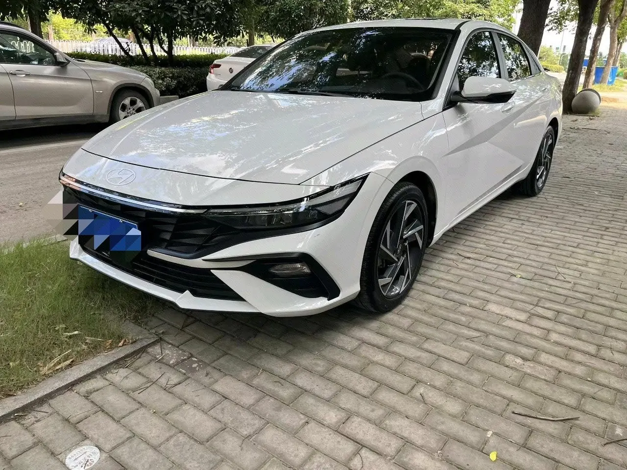 Open image lightbox: Hyundai 2023 Elantra-sedan 1.5 stepless GLX elite automatic gear