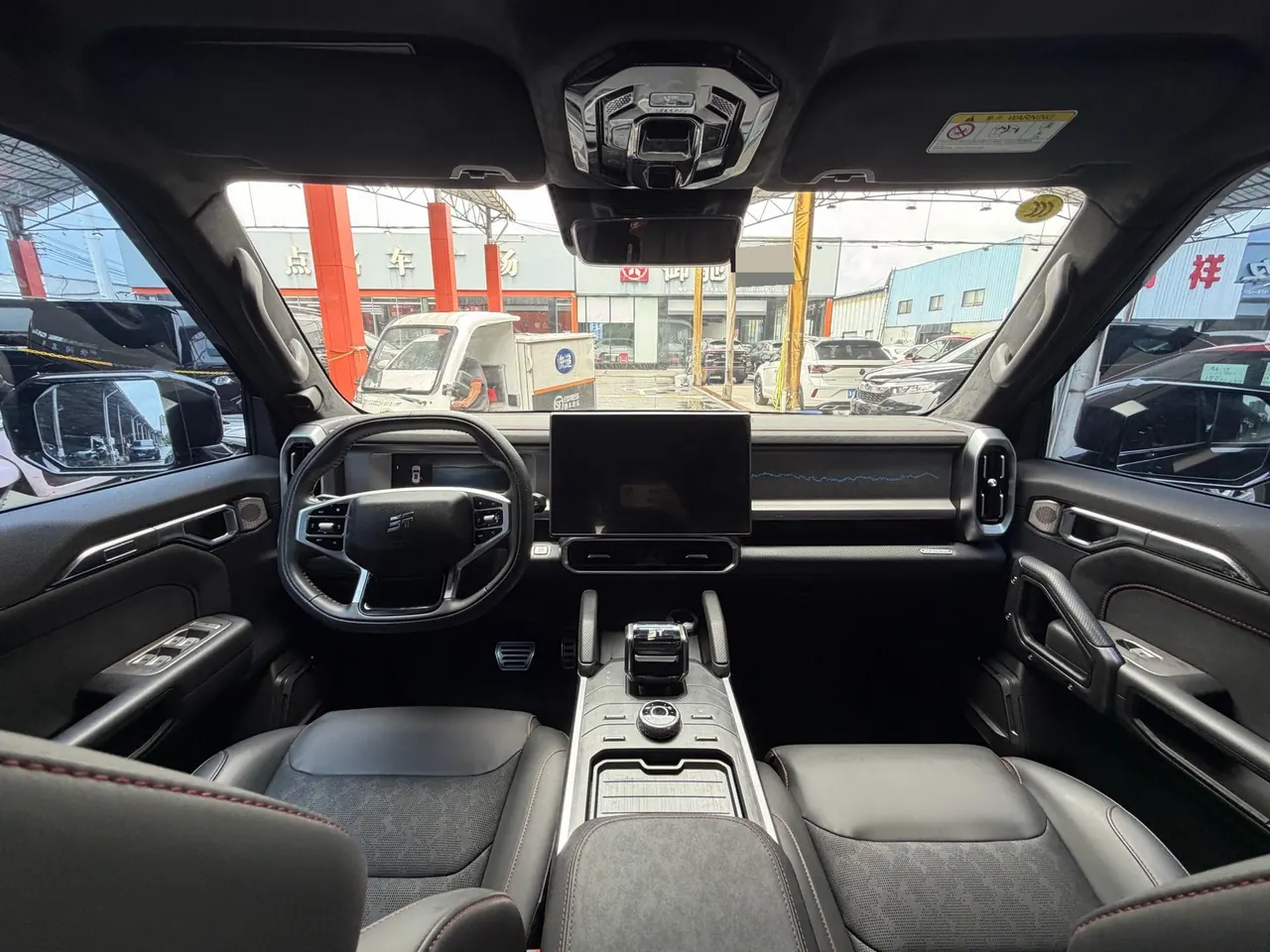 Open image lightbox: Jetour 2024 ShanHai T2 C- DM 1.5T 208KM Shan Ye Edition Automatic Gear