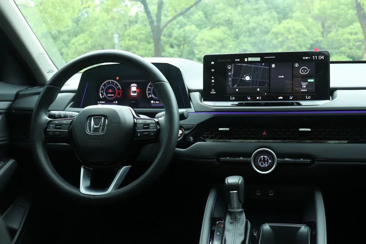Honda 2025 11th Generation Accord 1.5T Stepless 260TURBO Sports Series Premium Edition Automatic Gear 16