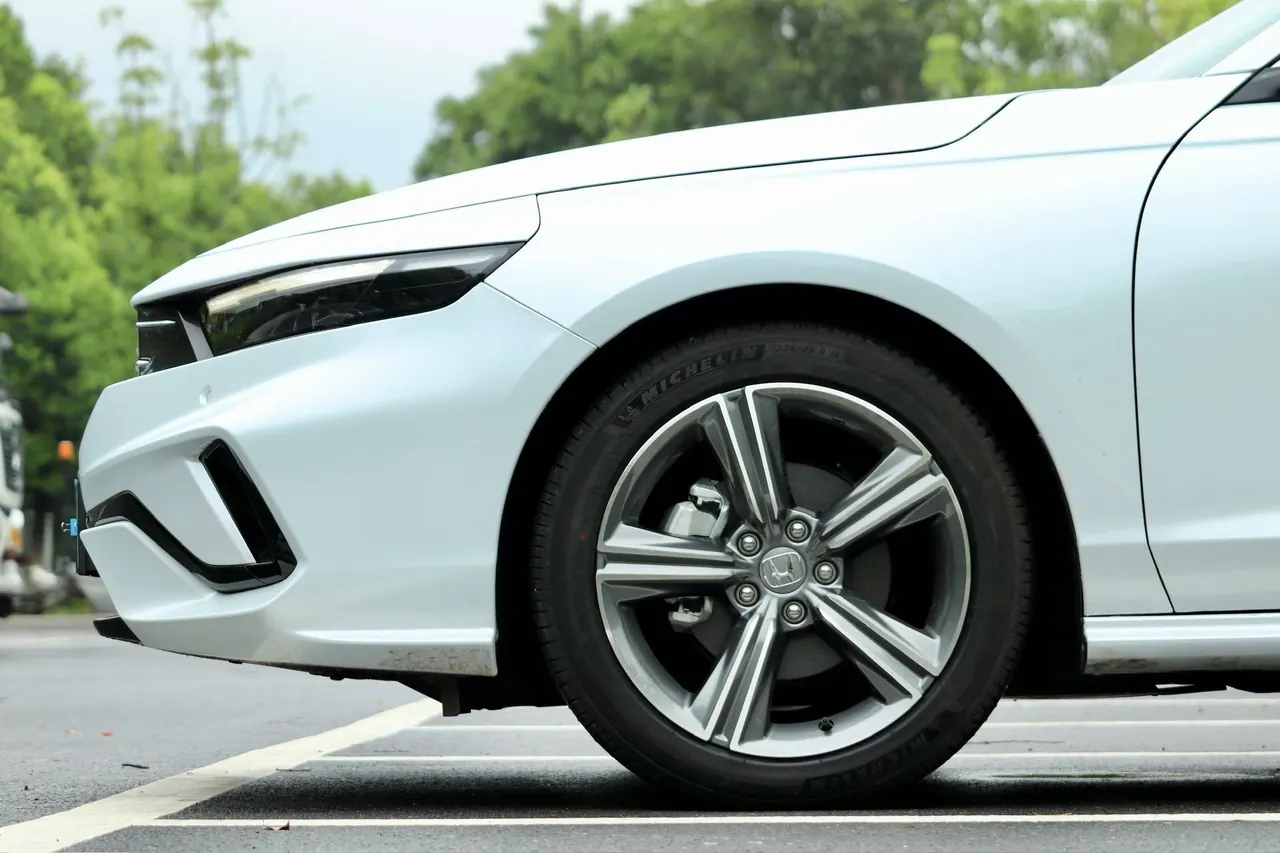 Honda 2025 11th Generation Accord 1.5T Stepless 260TURBO Sports Series Premium Edition Automatic Gear 8