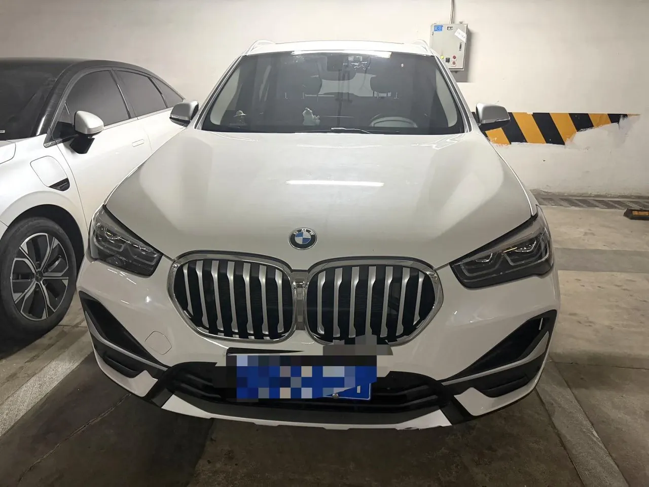 BMW 2022 X1 sDrive20Li 1.5T fashion automatic gear 2