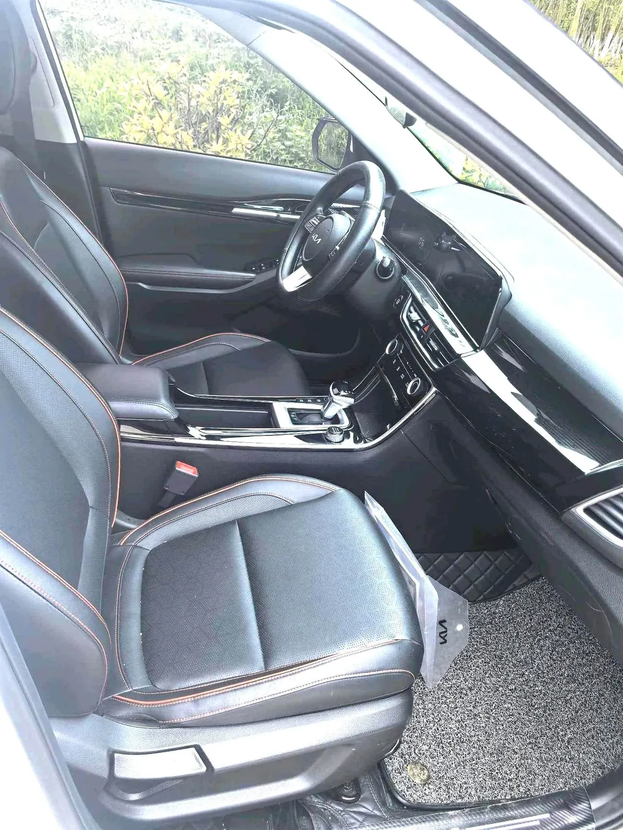 Kia 2023 Setus 1.4T Deluxe Edition Automatic Gear 8