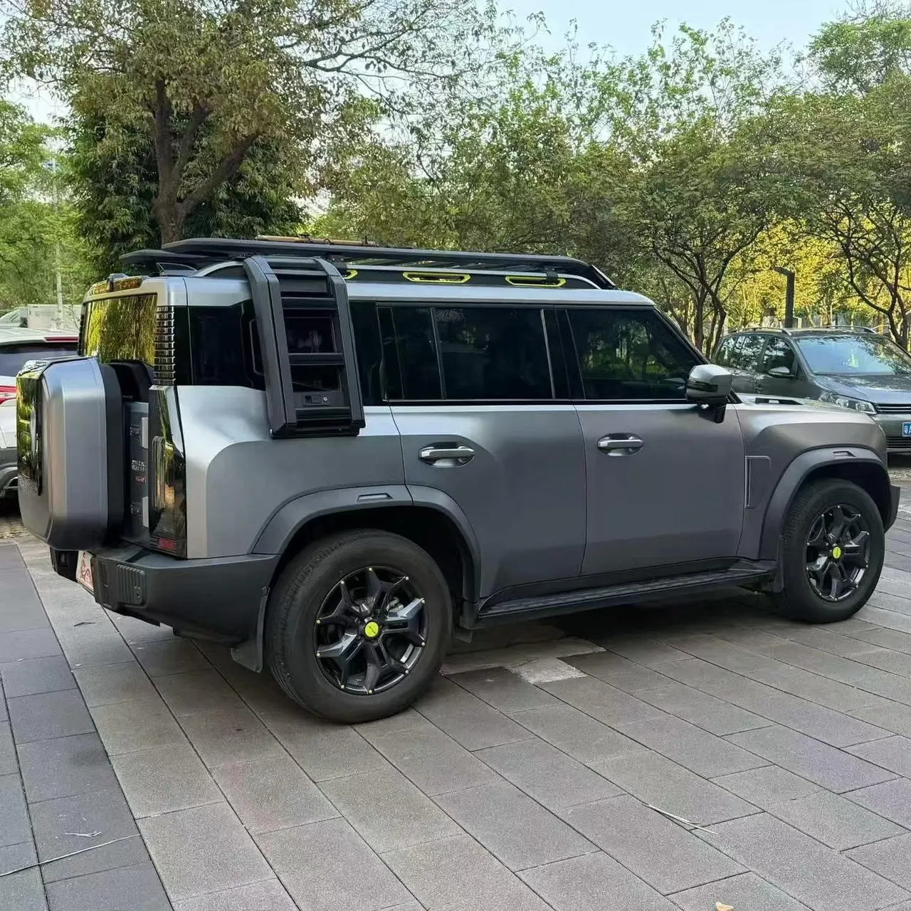 Jetour 2024 Traveler 2.0T 4-wheel Drive Yueyo PRO Automatic Gear 2