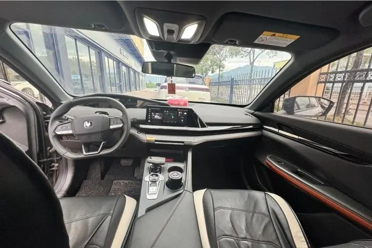 ChangAn 2024 UNI-V 1.5T High Energy Edition Automatic Gear 4
