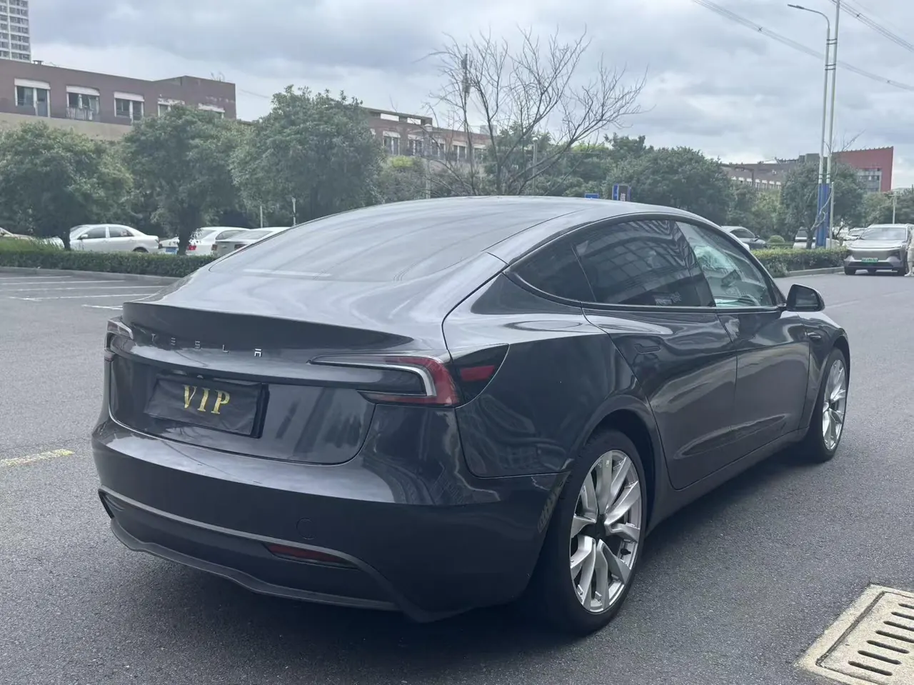 Tesla 2023 Model 3 Rejuvenation Edition Rear Wheel Drive Automatic Transmission 9